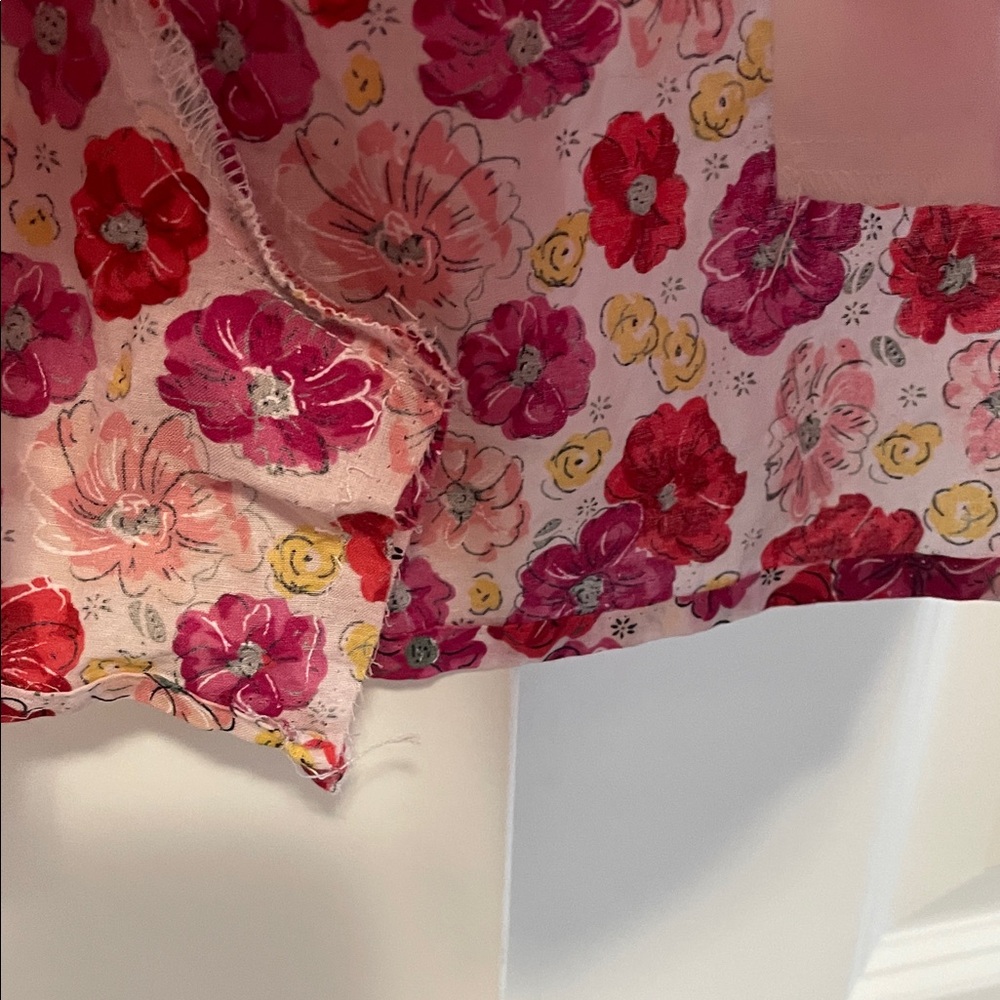 Floral Sleeveless Romper - Picture 5 of 5